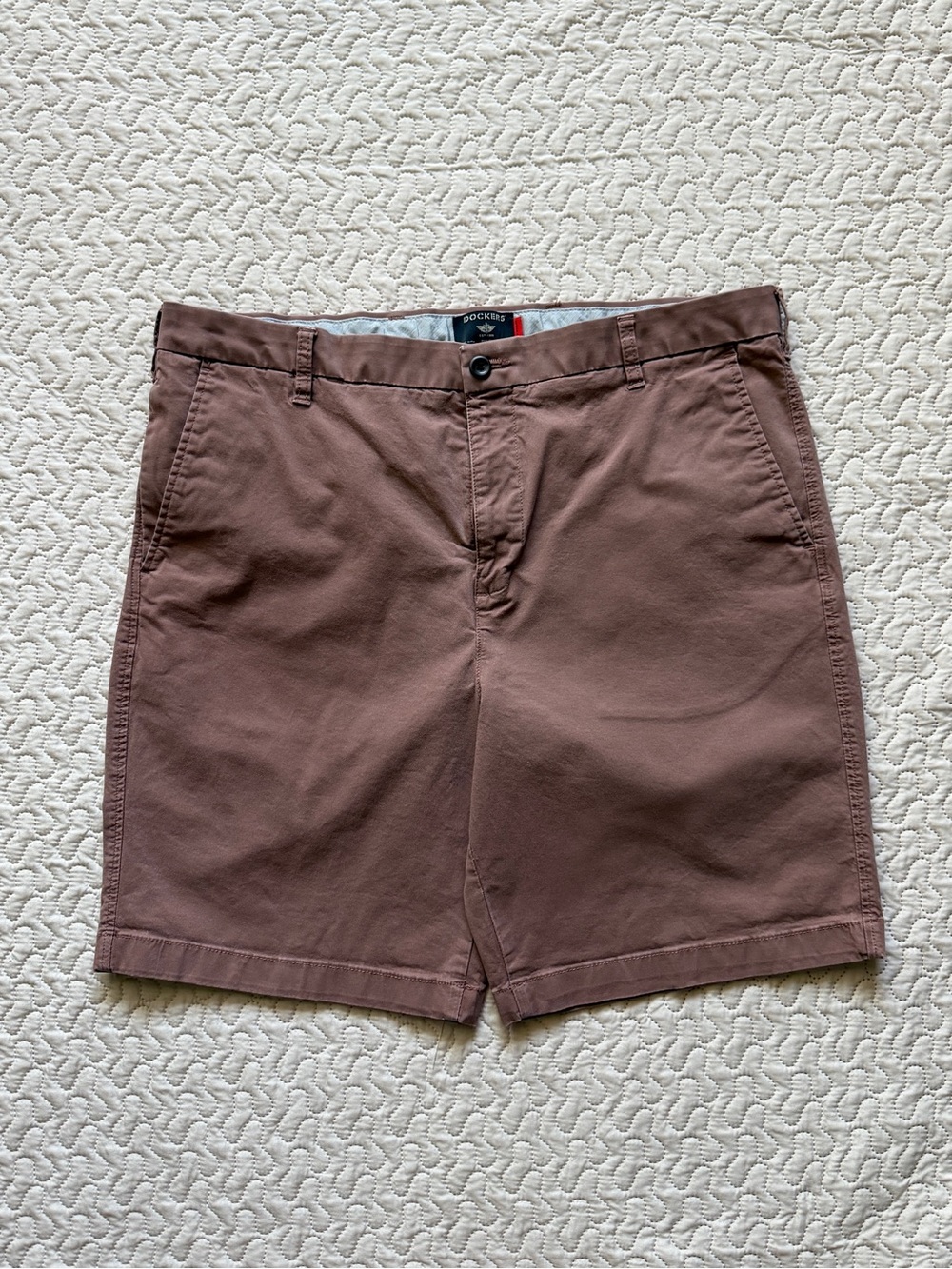 Dockers Supreme Flex Men’s Chino Shorts Size 38 Brown Stretch Flat Front